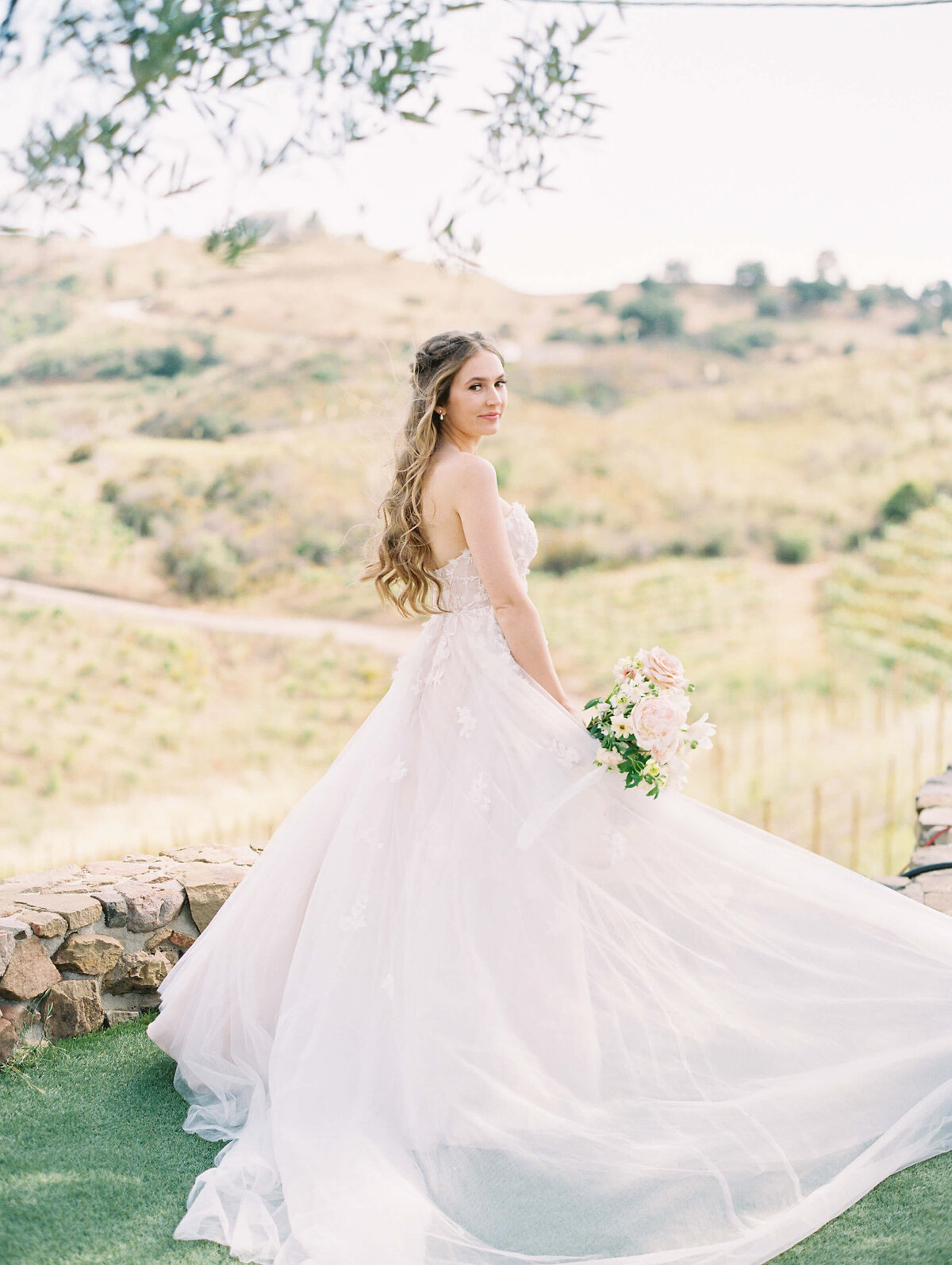 Lisa-Leanne-Photography_Saddlerock-Ranch-Wedding_Malibu-Wedding_Southern-California-Wedding-Photographer_22