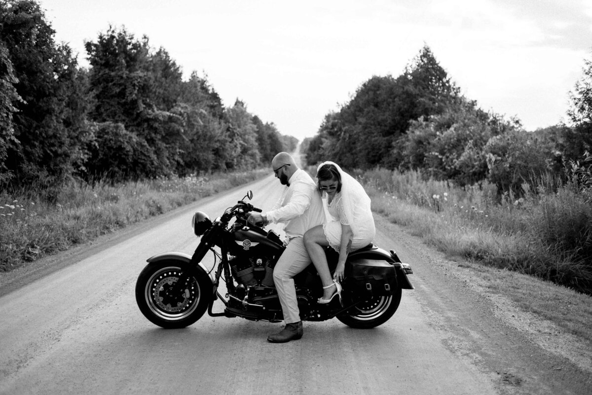 elopement-little-britain-ontario4