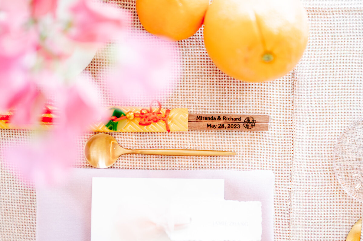 Le Belvedere-Bright-Spring-Floral-Wedding-Photography-by-Emma 12