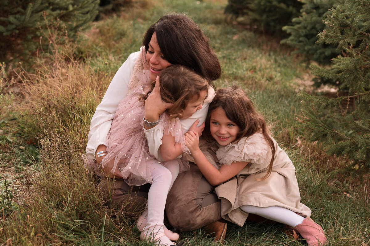 emmerich-tree-farm-warwick-new-york-family-mini-session-photographer-jamie-shields-12