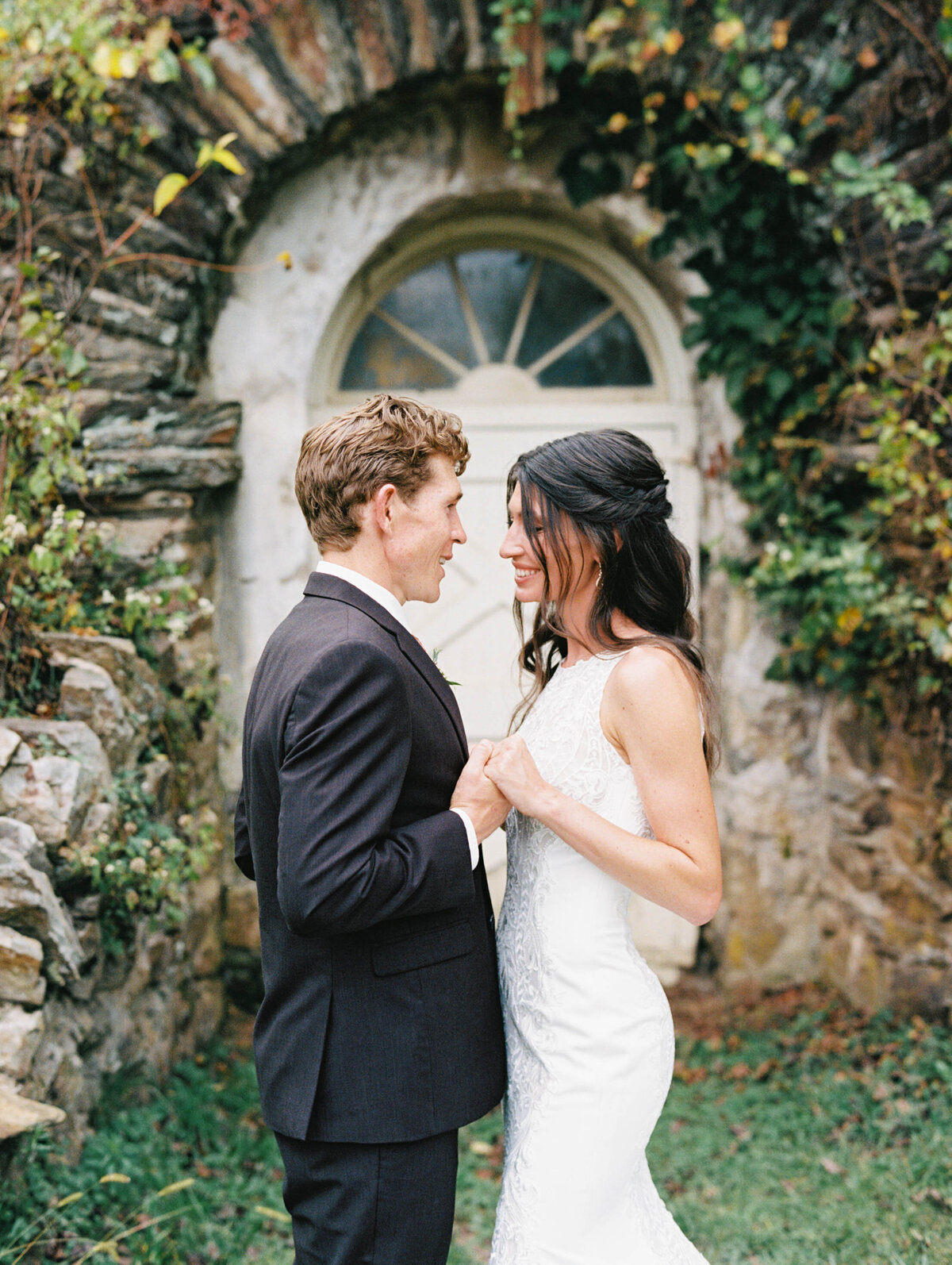 Philander-Chase-Knox-Estate-Wedding-Photographer-Bride-Groom-Photos_074