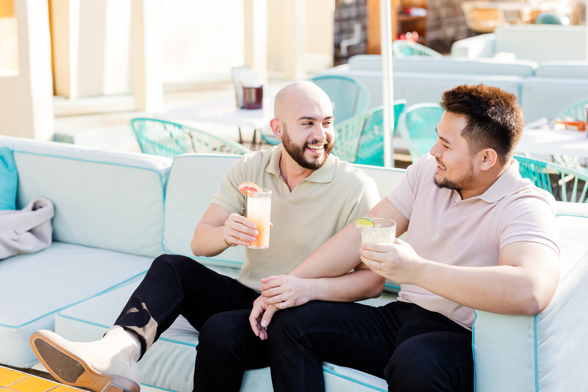 South-Congress-Engagement-Photos-Austin-0006