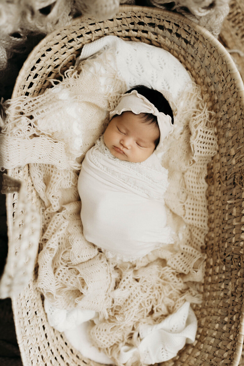 01  finals Baby Gabriela -  studio newborn photogrqapher--14 copy