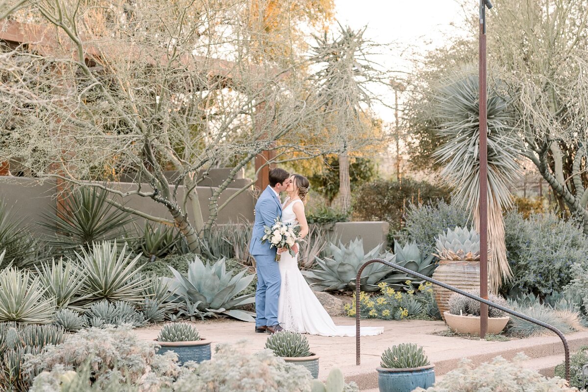 Phoenix-Wedding-Photographer-Desert-Botanical-Garden-1589