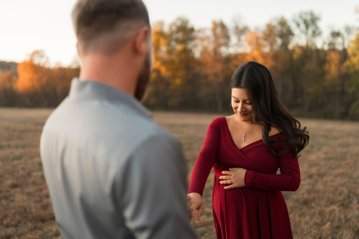 20251004_maternity-session_central-pa_0045-Retouched