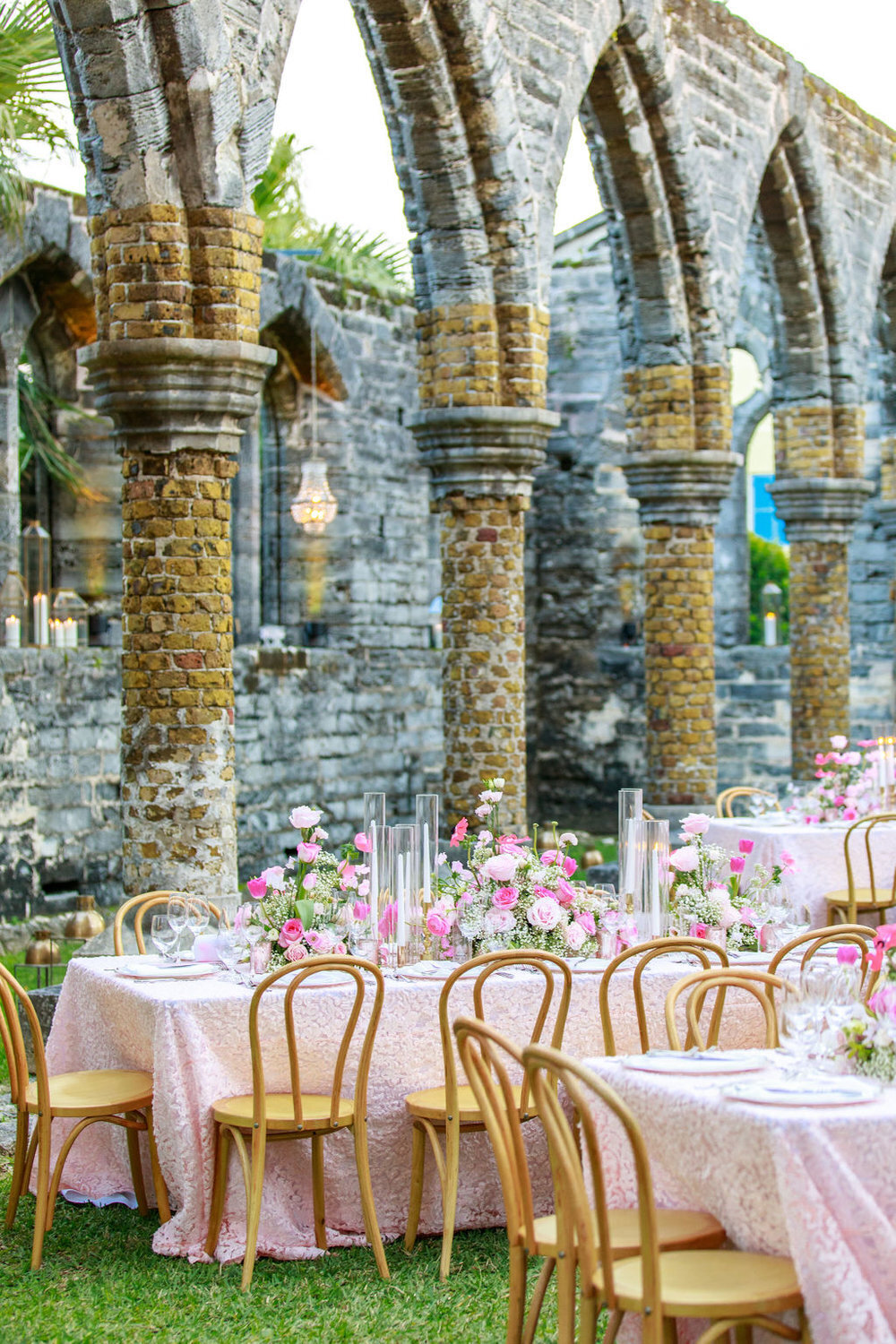 David-Tutera-Bermuda-Unfinished-Church-Dasfete-16