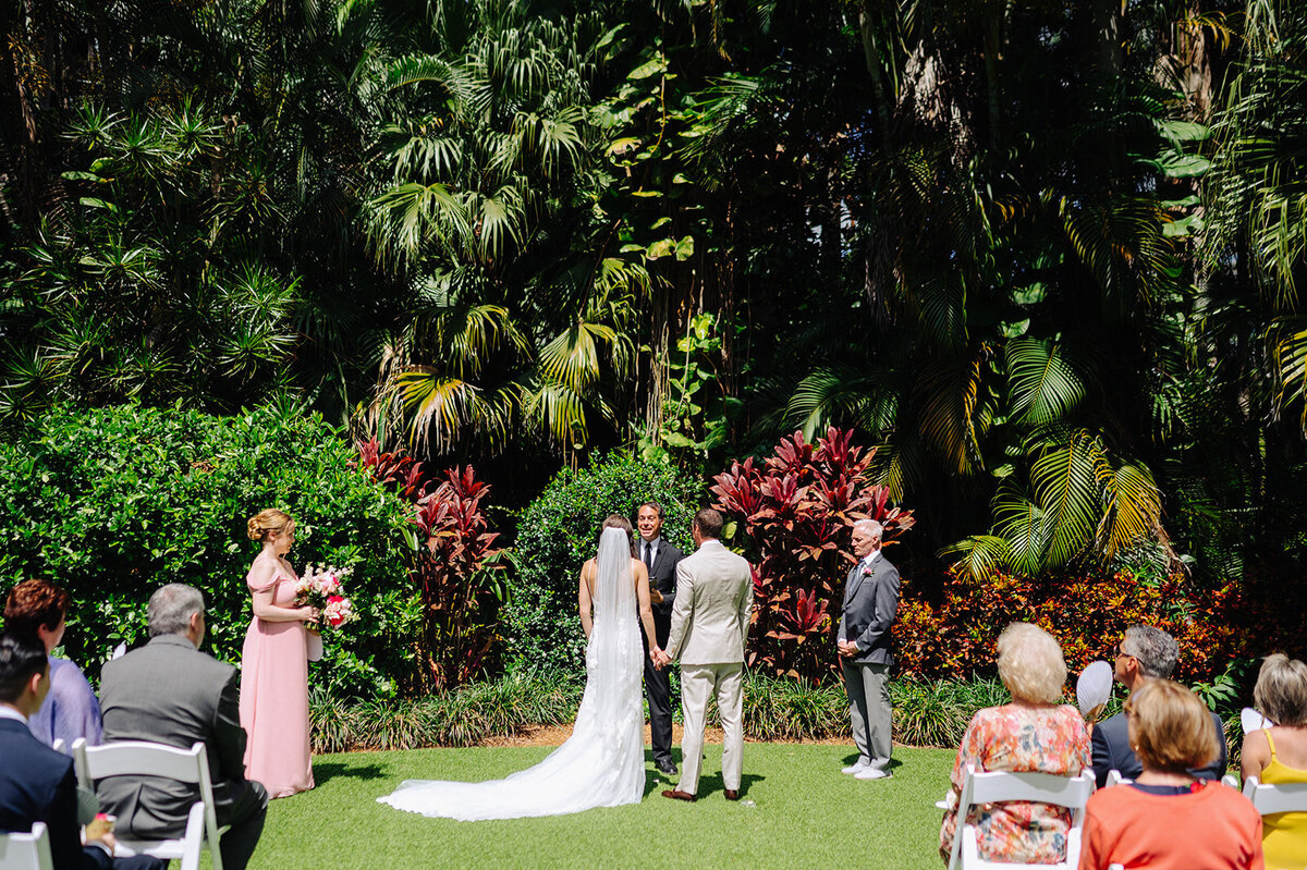 mcneile-photo-sunken-gardens-florida-elopement-chantilly-chic-celebrations-8