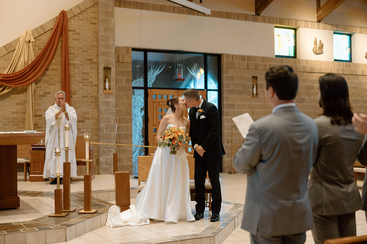 sussex-ski-lodge-wedding-60