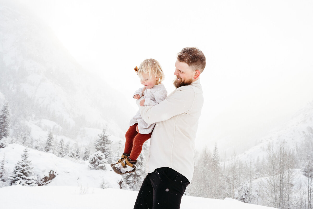 Sam-Murch-Photography-Ouray-Colorado-Winter-Family-Photography-54