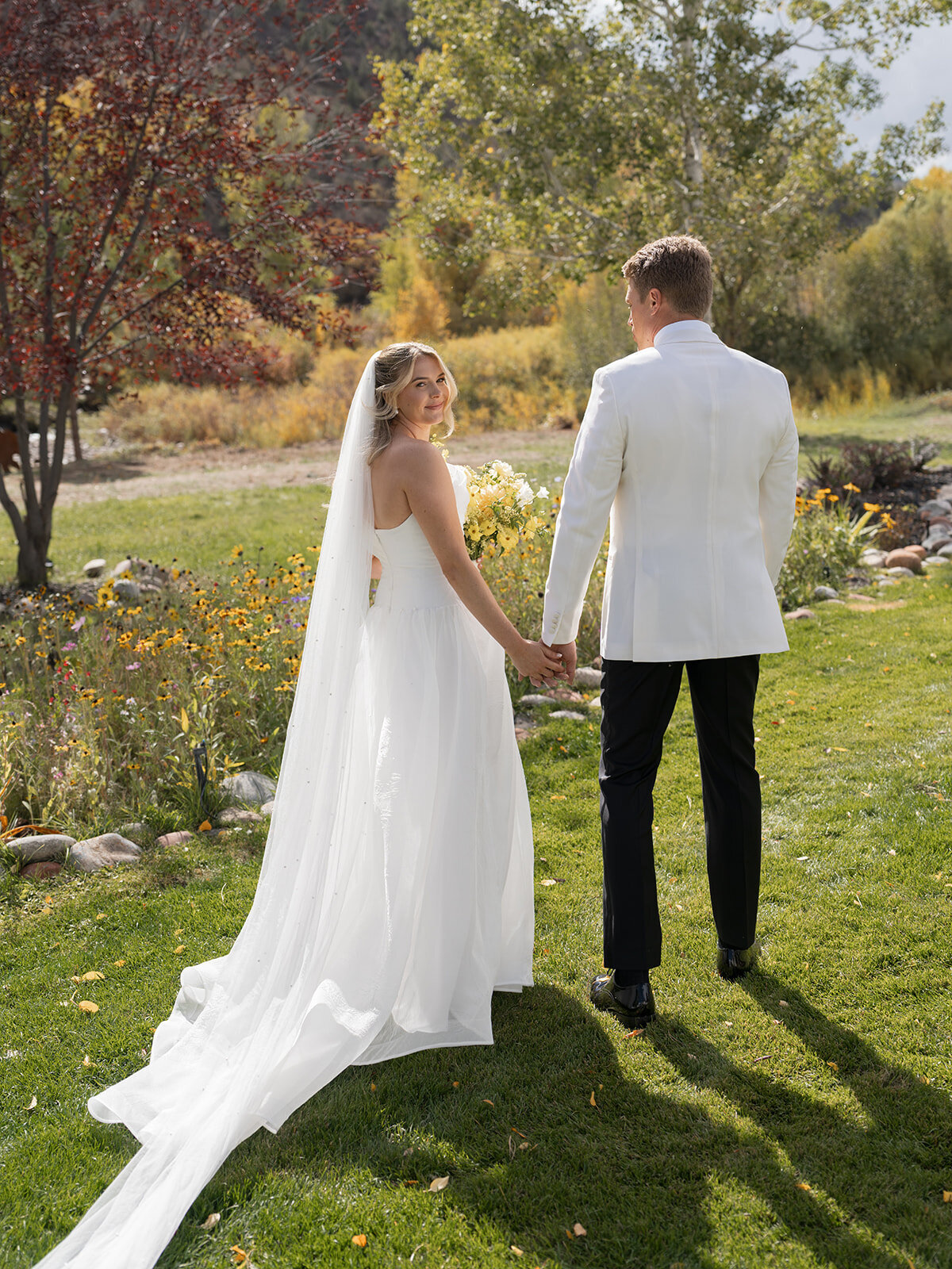 Lauren & Seth Digital Preview-31