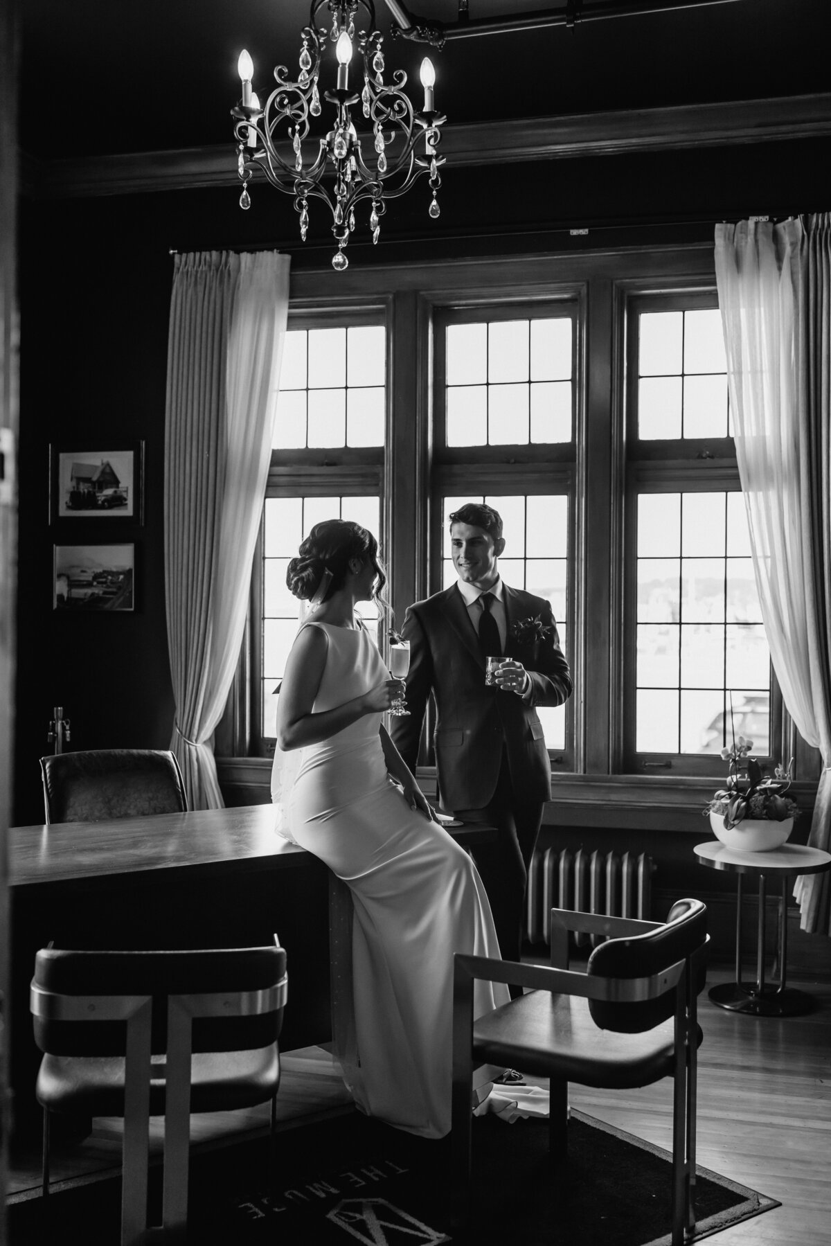 the-muse-whiskey-bar-wedding-441bw