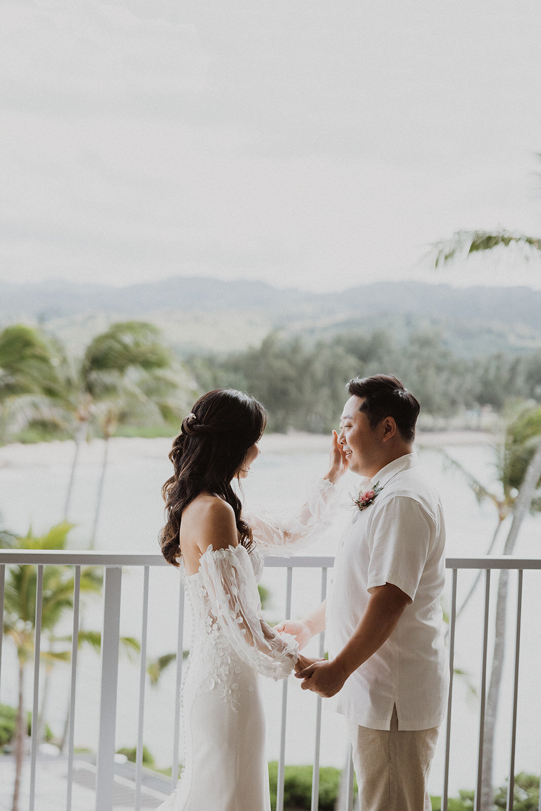 l-f-turtle-bay-hawaii-wedding-5853