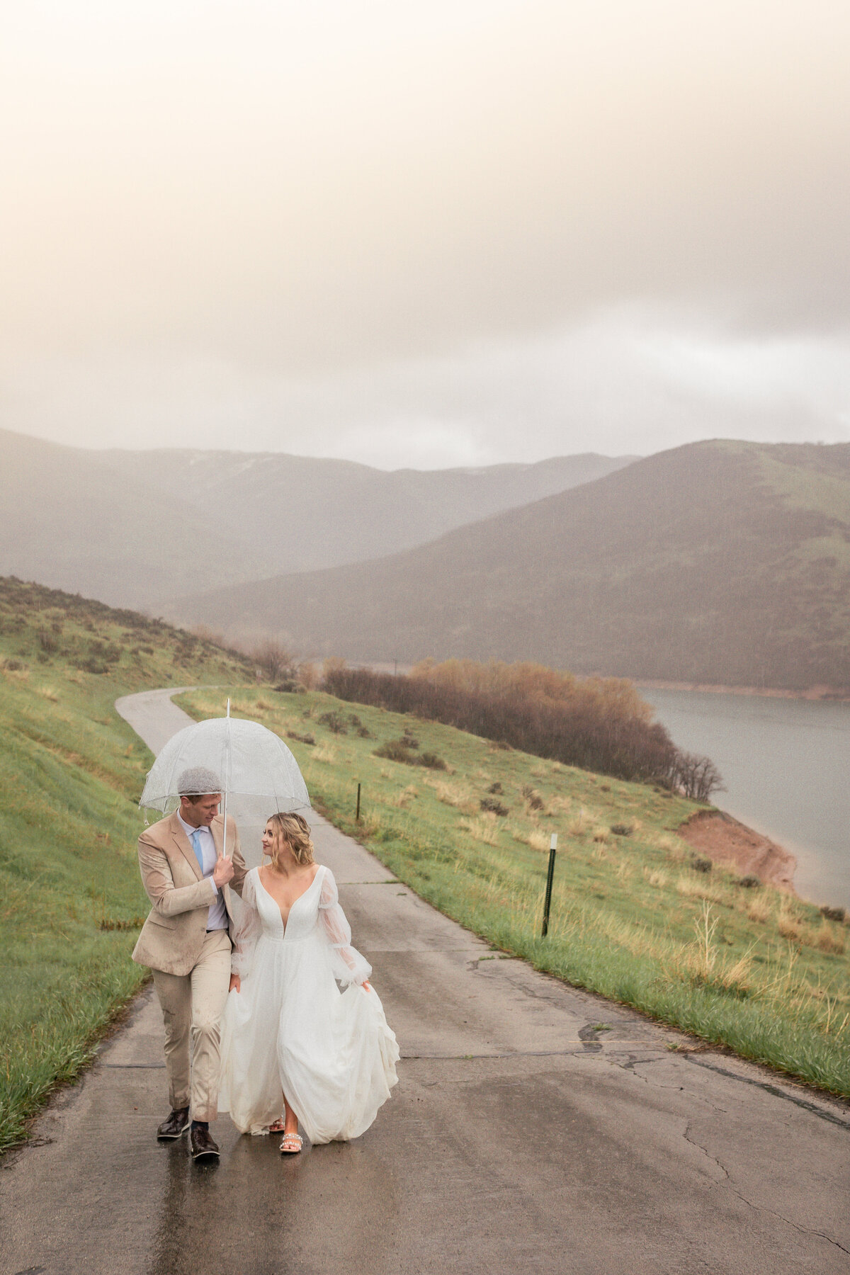 Sandy Utah Elopement Photography by Savvy Shoots Photography