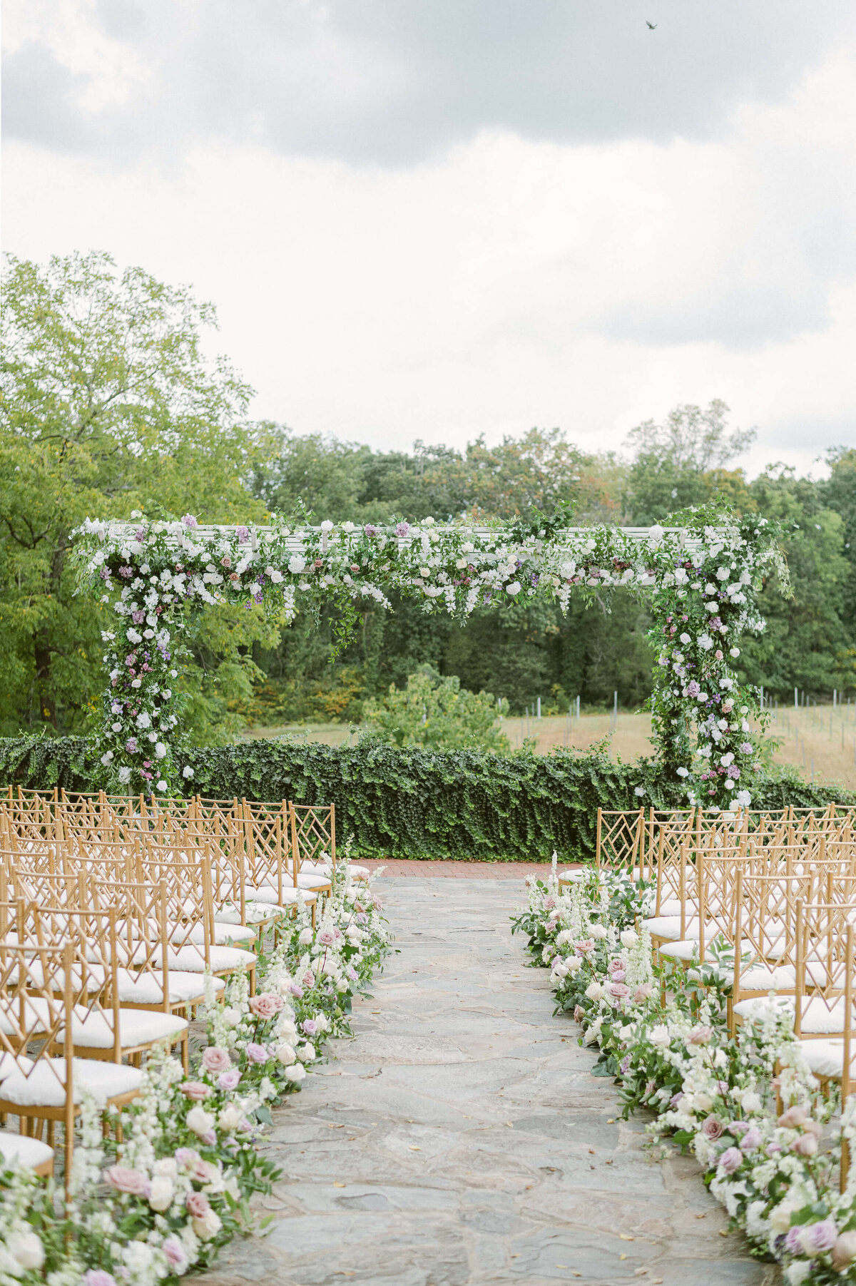 jazmyne-steffan-springvale-floral-ceremony