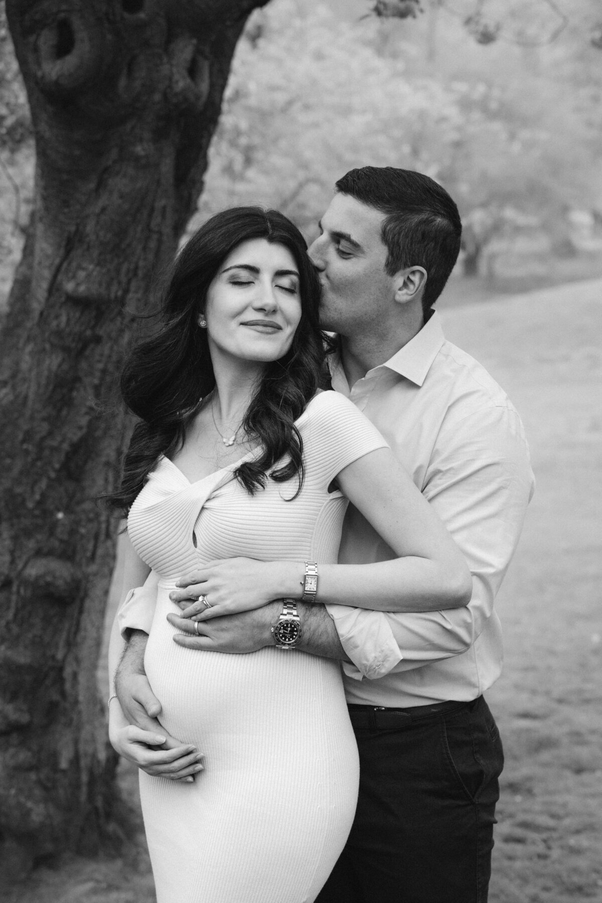 Karni Zilvinas Maternity Pregnancy Reveal 40