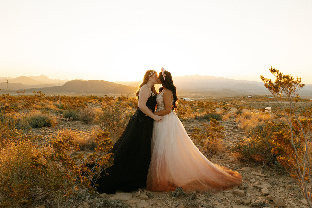 we the romantics - big bend texas elopement photographer - m+k-44