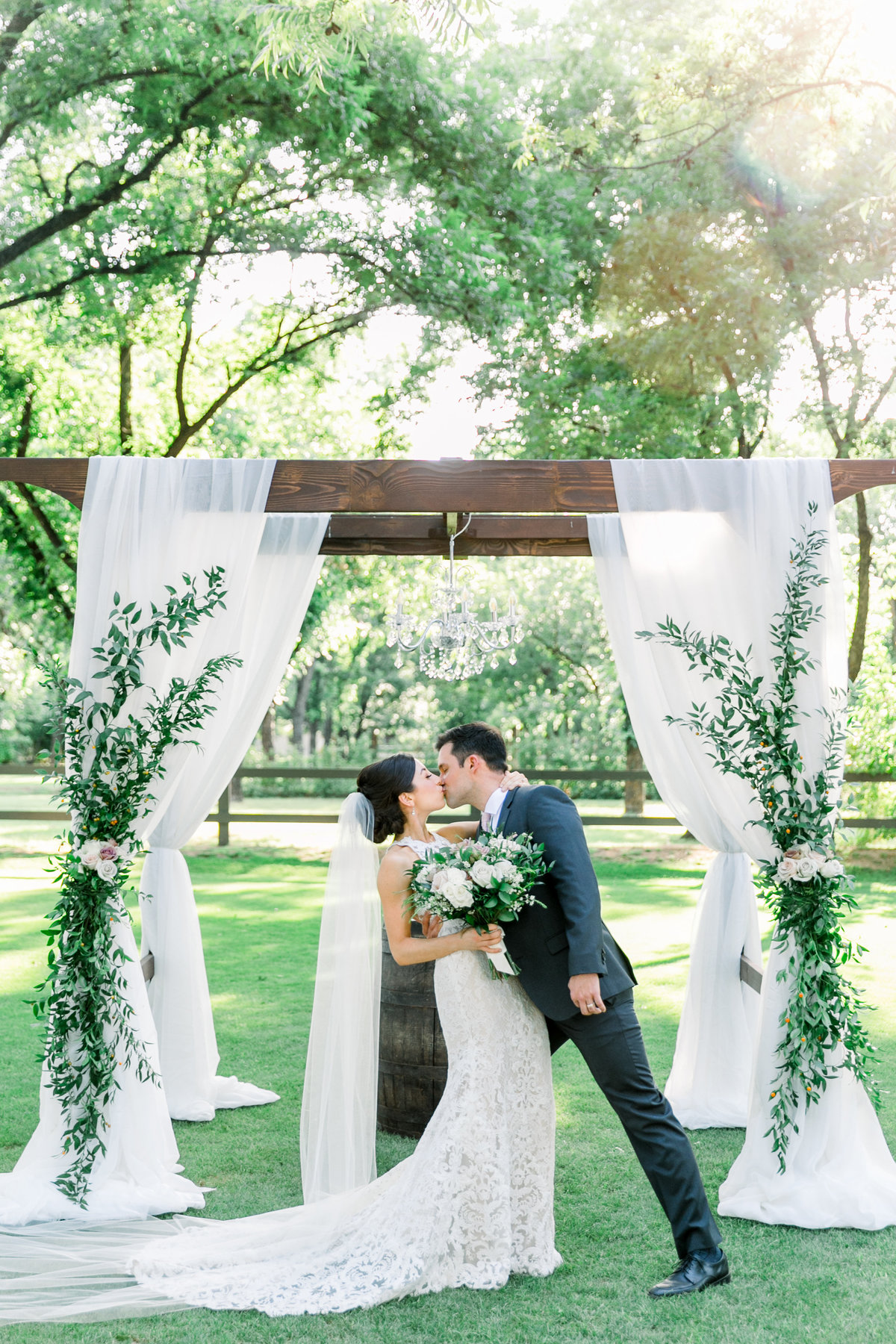 Karlie Colleen Photography - Venue At The Grove - Arizona Wedding - Maggie & Grant -68