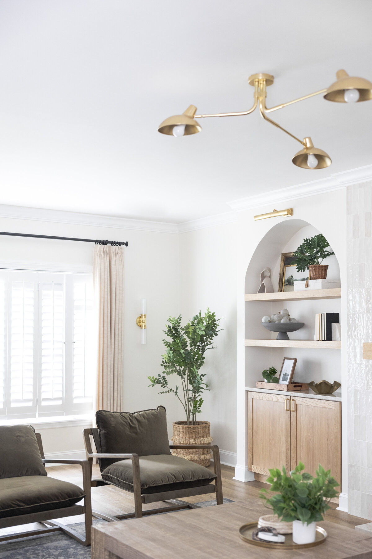 Valencia Residence Collins & Co. Brand  | Image by The Branded Boss Lady © 136