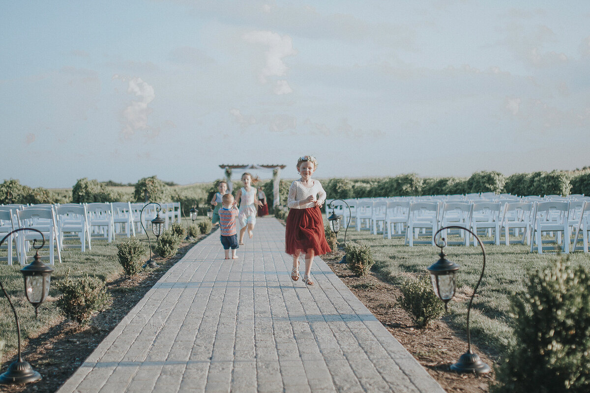 reception _ alaynna ann schwartz _ harpors vinyard _ iowa photographer _ playlife photography_0551