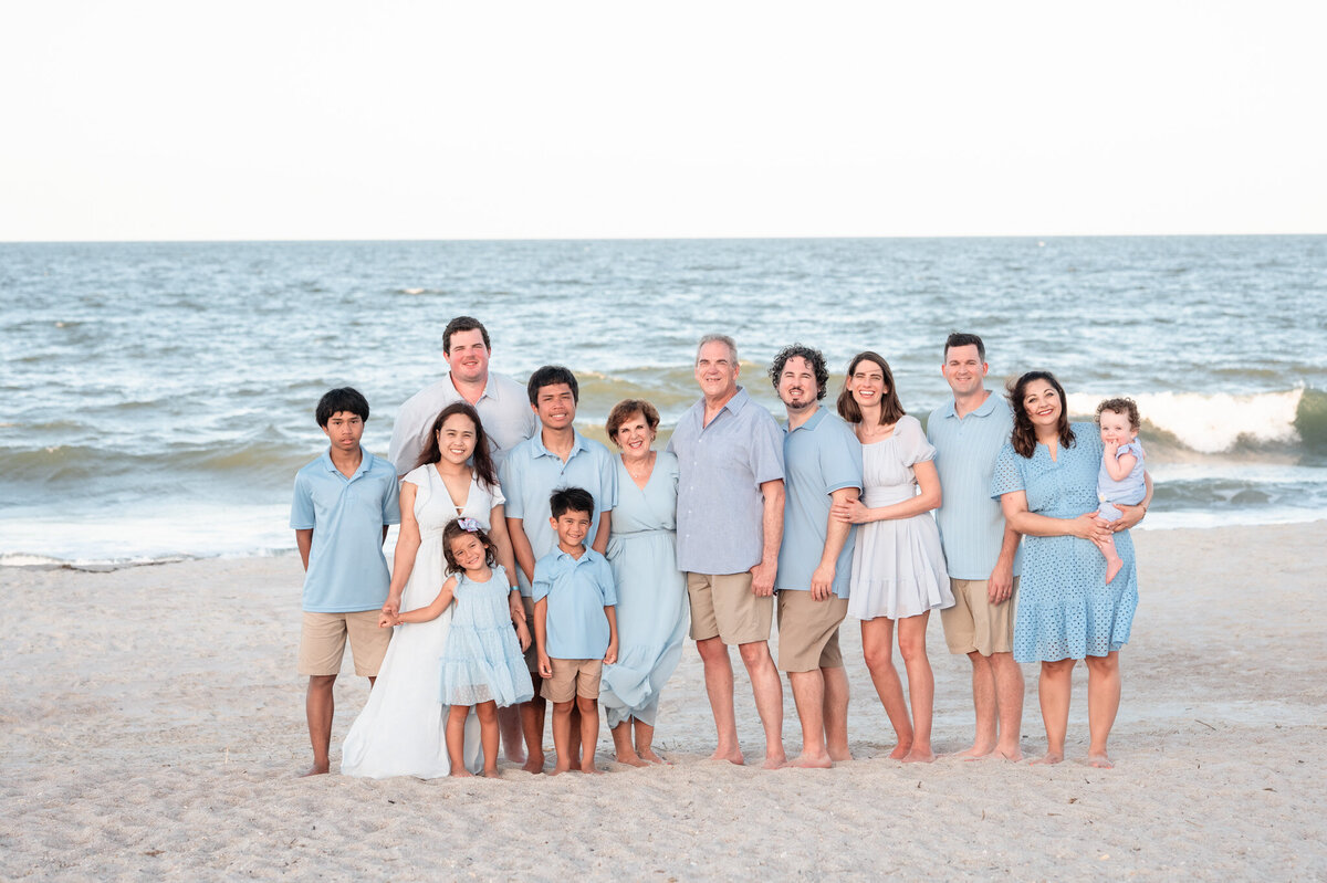 jacksonville-florida-family-portraits-beachJPG