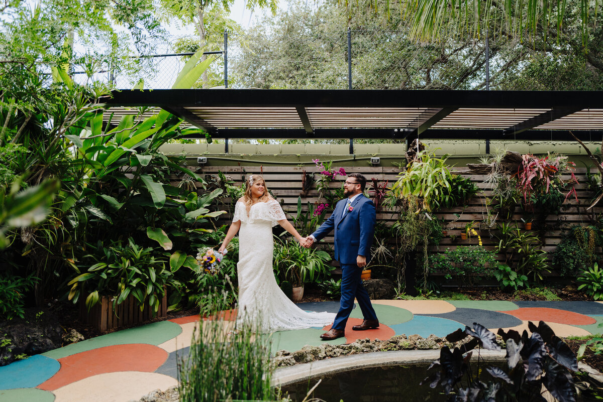 mcneile-photo-sunken-gardens-elopement-chantilly-chic-celebrations-23
