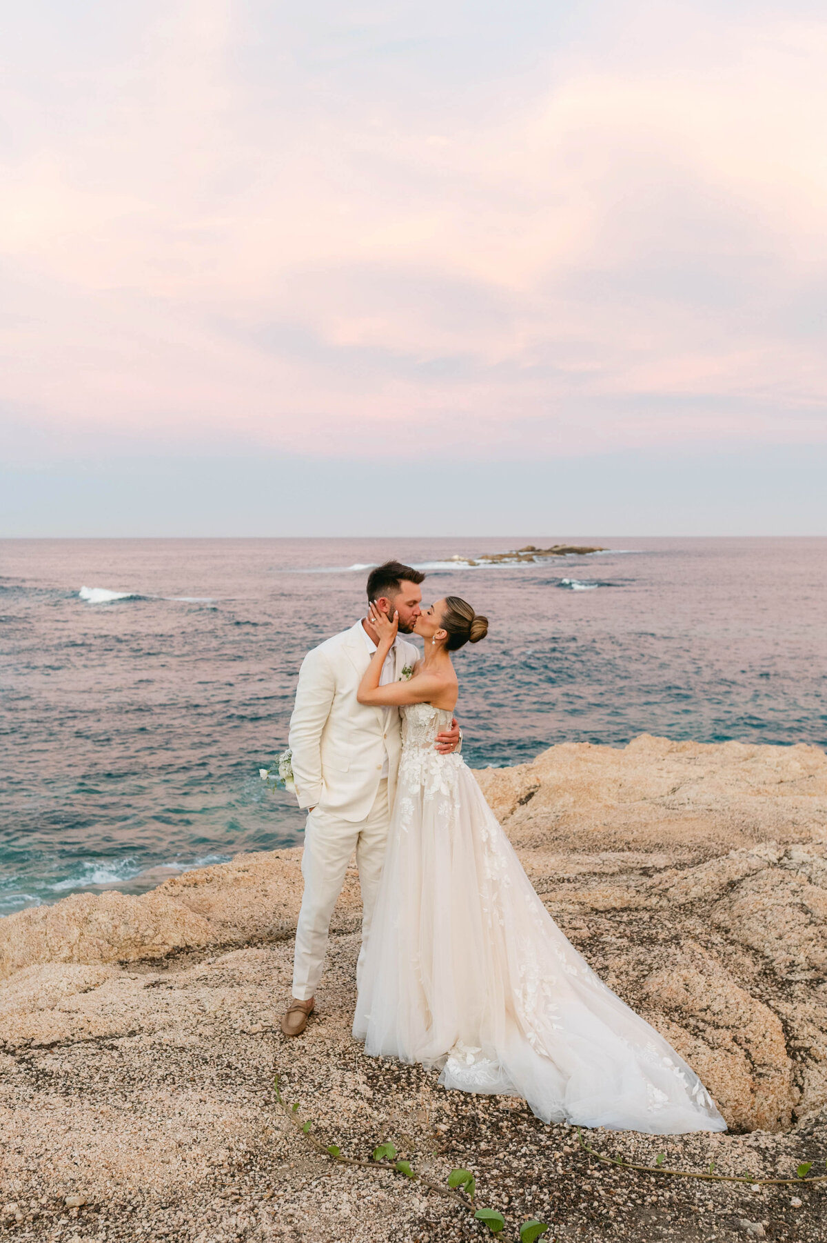 515-Chileno-Bay-Resort-LosCabos-Mexico-Summer-Kyle-Allen-Wedding-64