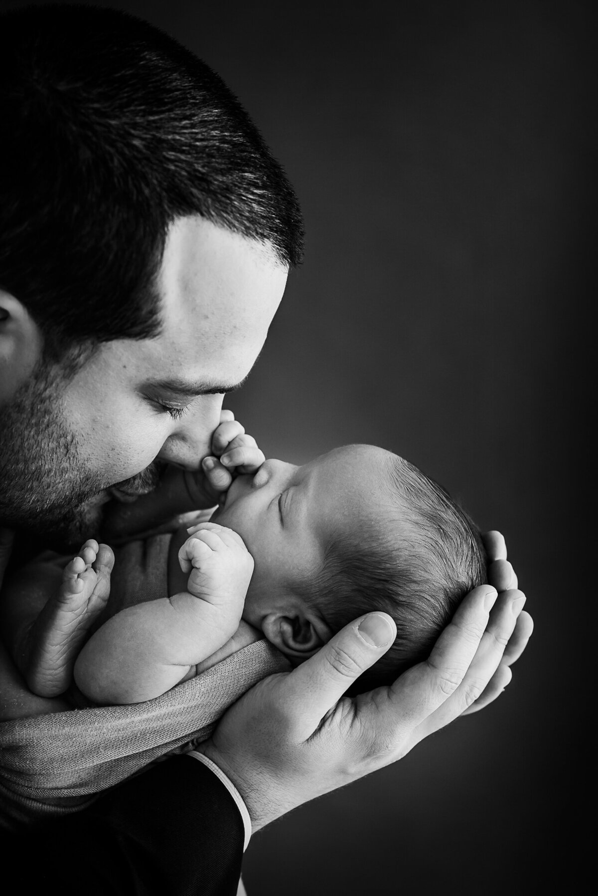 Loudoun County Newborn Photographer-25