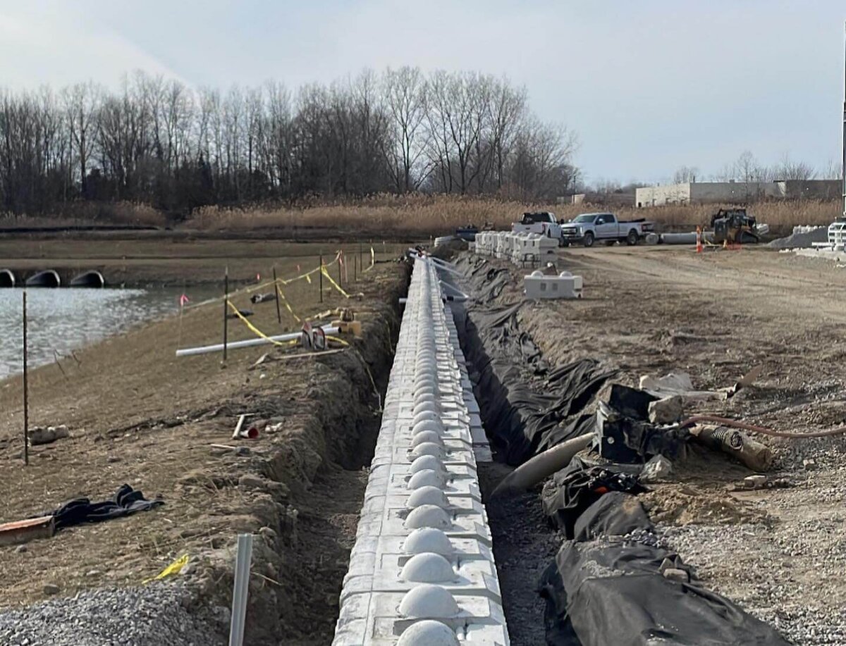 commercial-retaining-wall-sterling-heights-michigan
