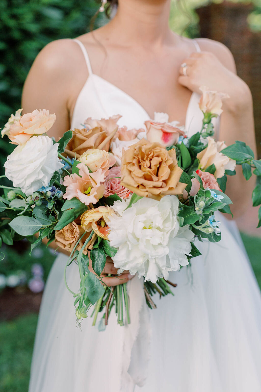 Kate Campbell Floral Summer Tented Wedding at Brittland Estate by Ashley Boyan Photography-119