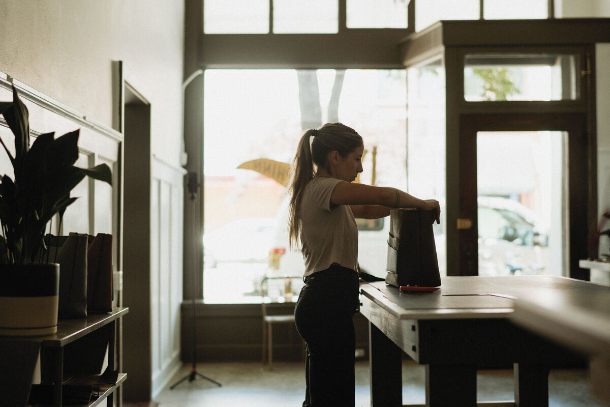 Oregon-Brand-Photos-Huckphinn-Leather-Jess-Rankin-Photographer-12