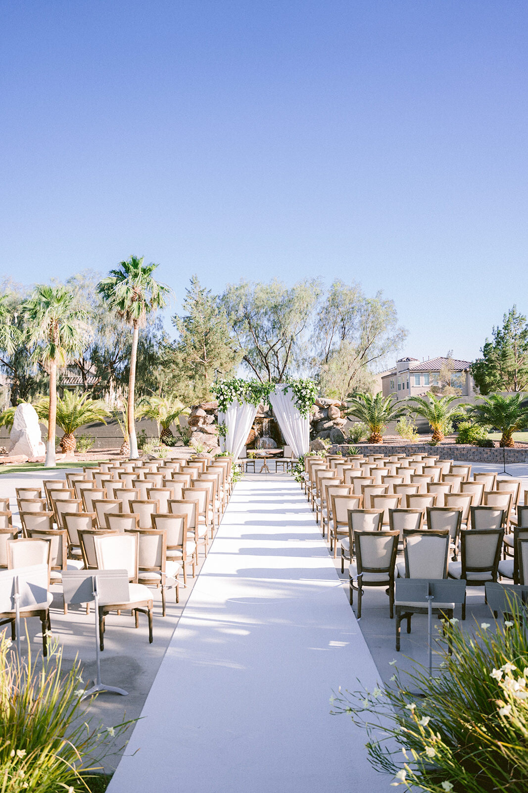 Soft and Romantic Wedding at Lotus House in Las Vegas - 27