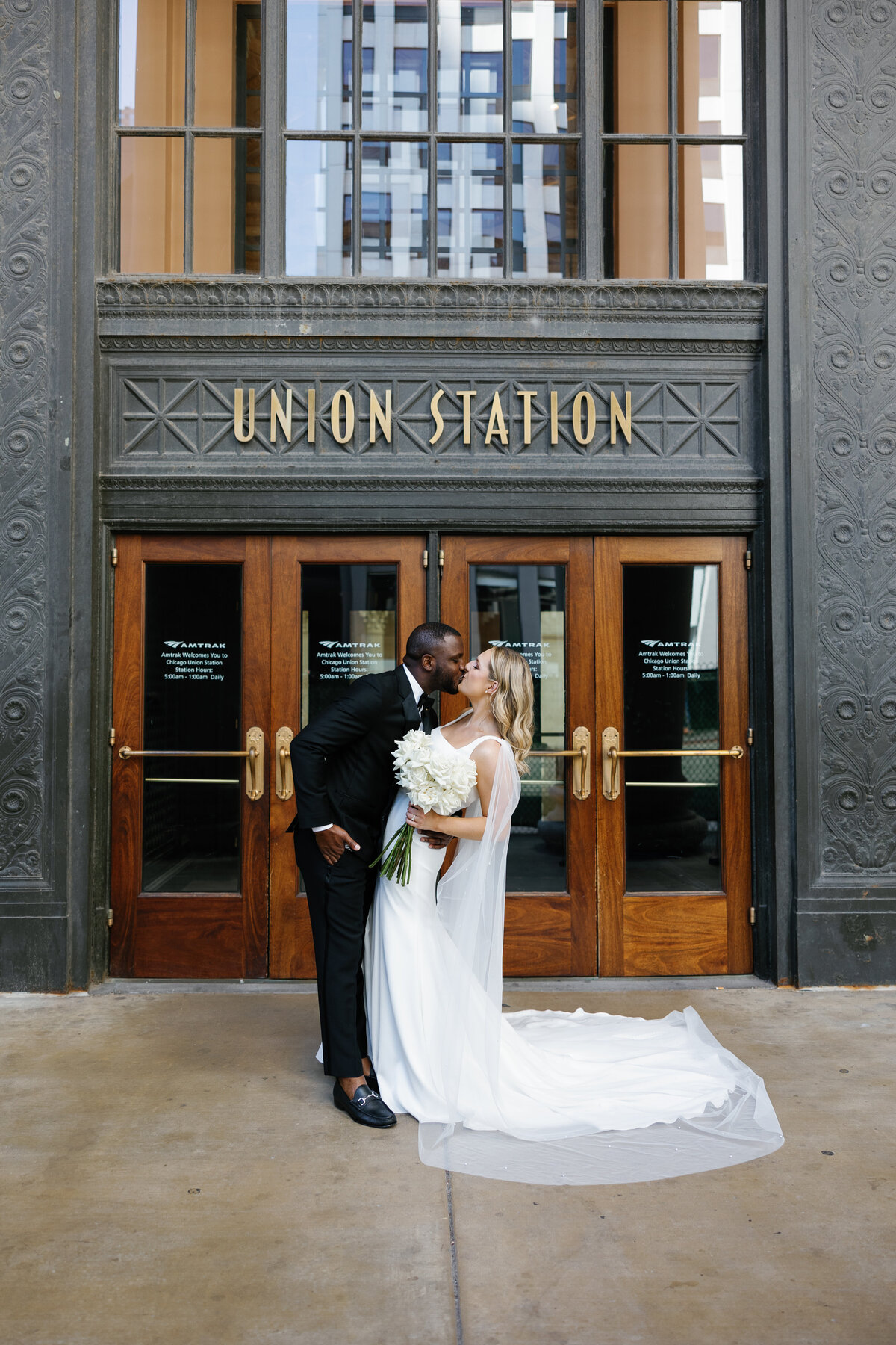 Greenhouse-loft-chicago-wedding--8425