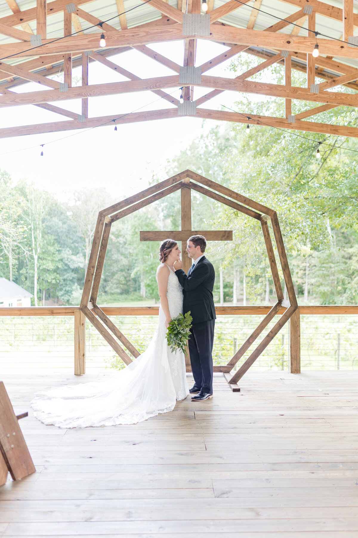outdoor wedding ceremony at Koury Farms wedding venue in North Georgia