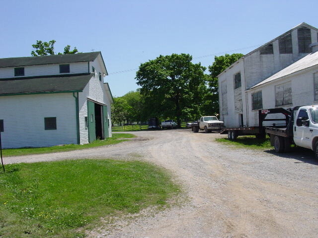 11 Barn South EndB