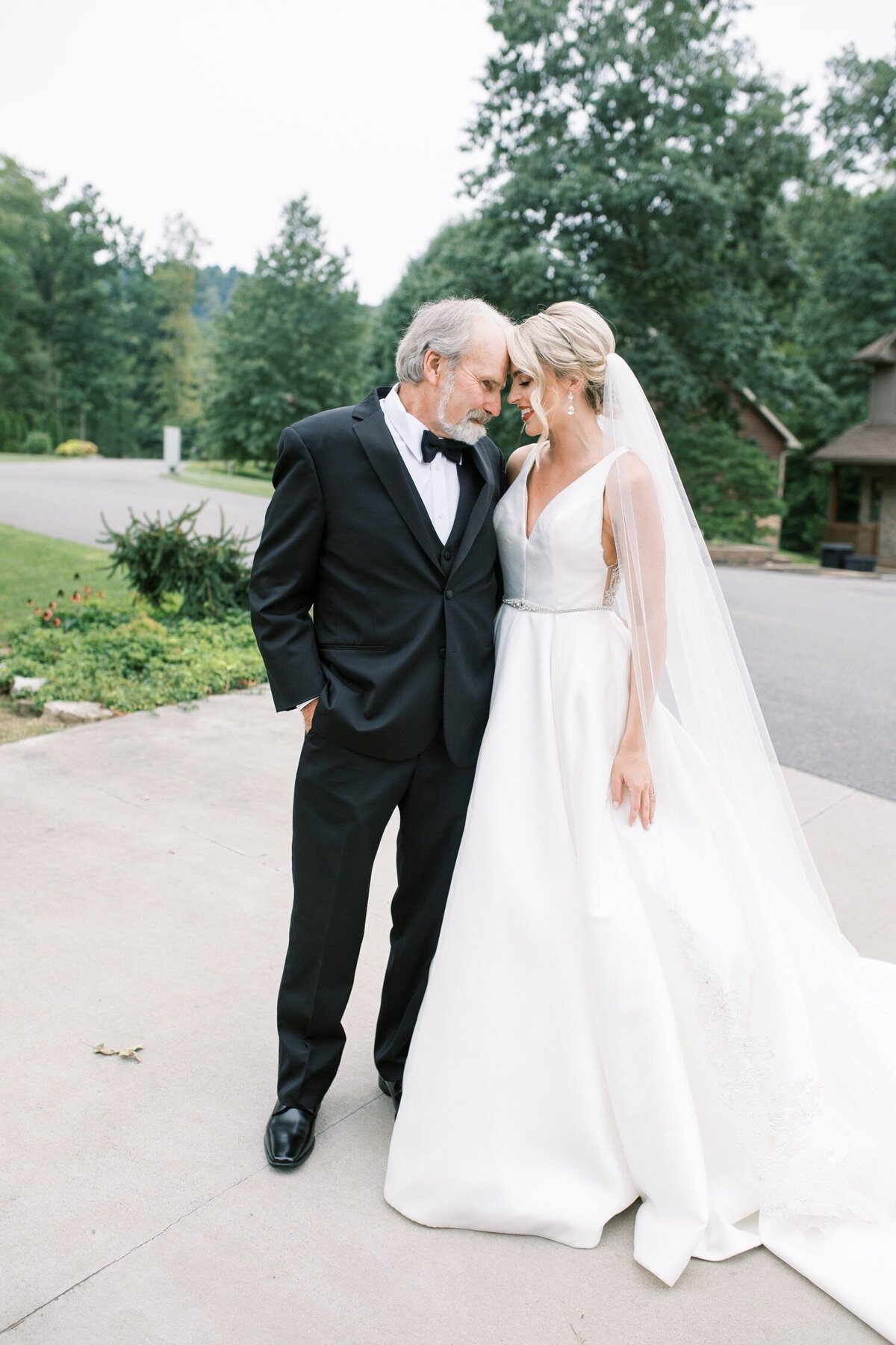 Pete-Dye-golf-Club-West-Virginia-Wedding-Photographer-Natalie-Jayne-Photography19