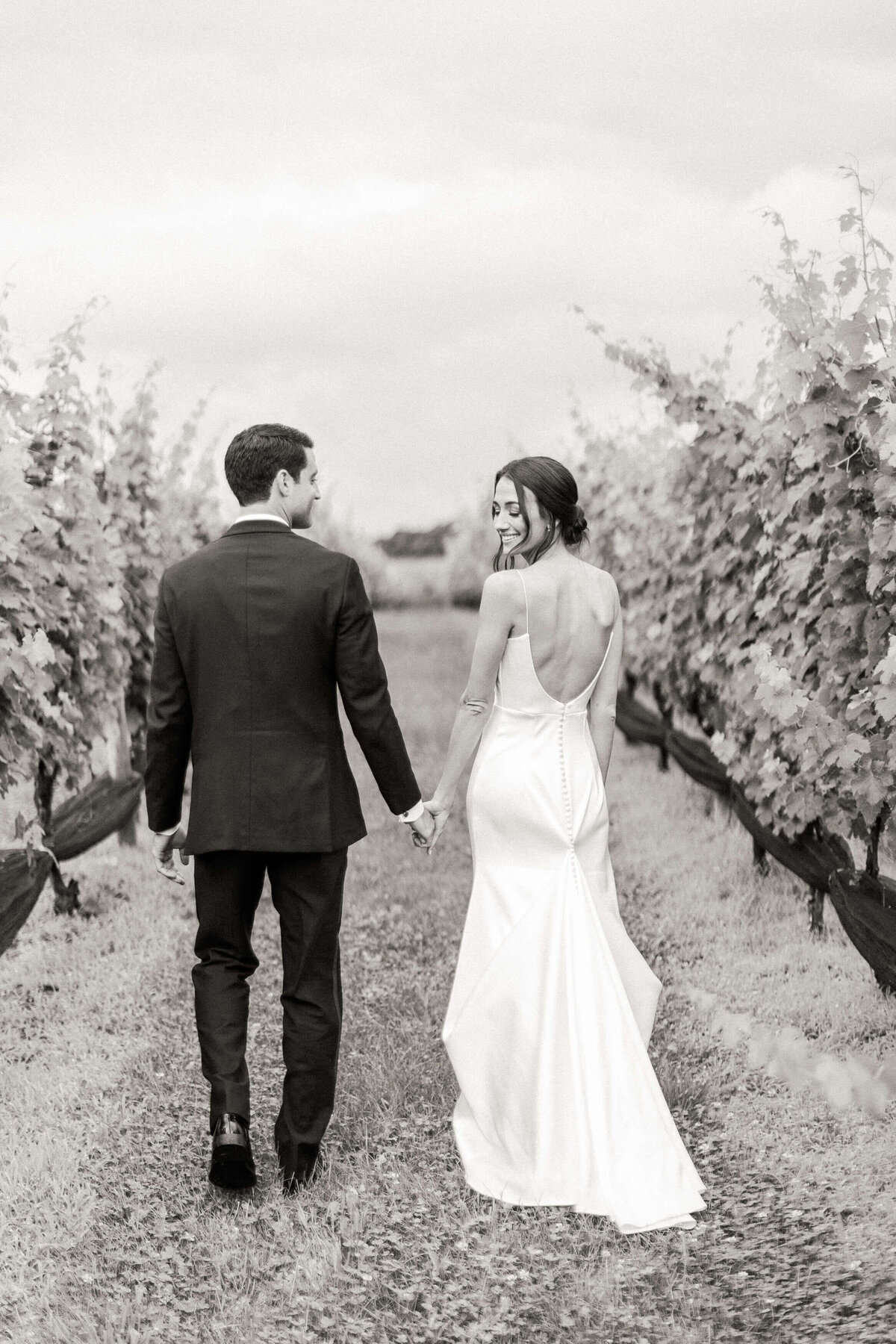Vineyard_at_Aquebogue_Wedding_003