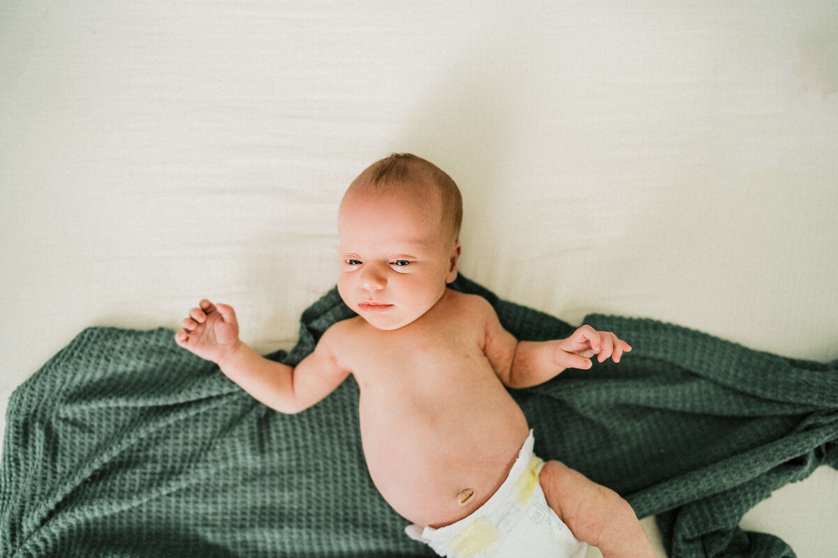 Lifestyle Newborn Photographer In Dallas Texas | Brittnie Renee Photography
