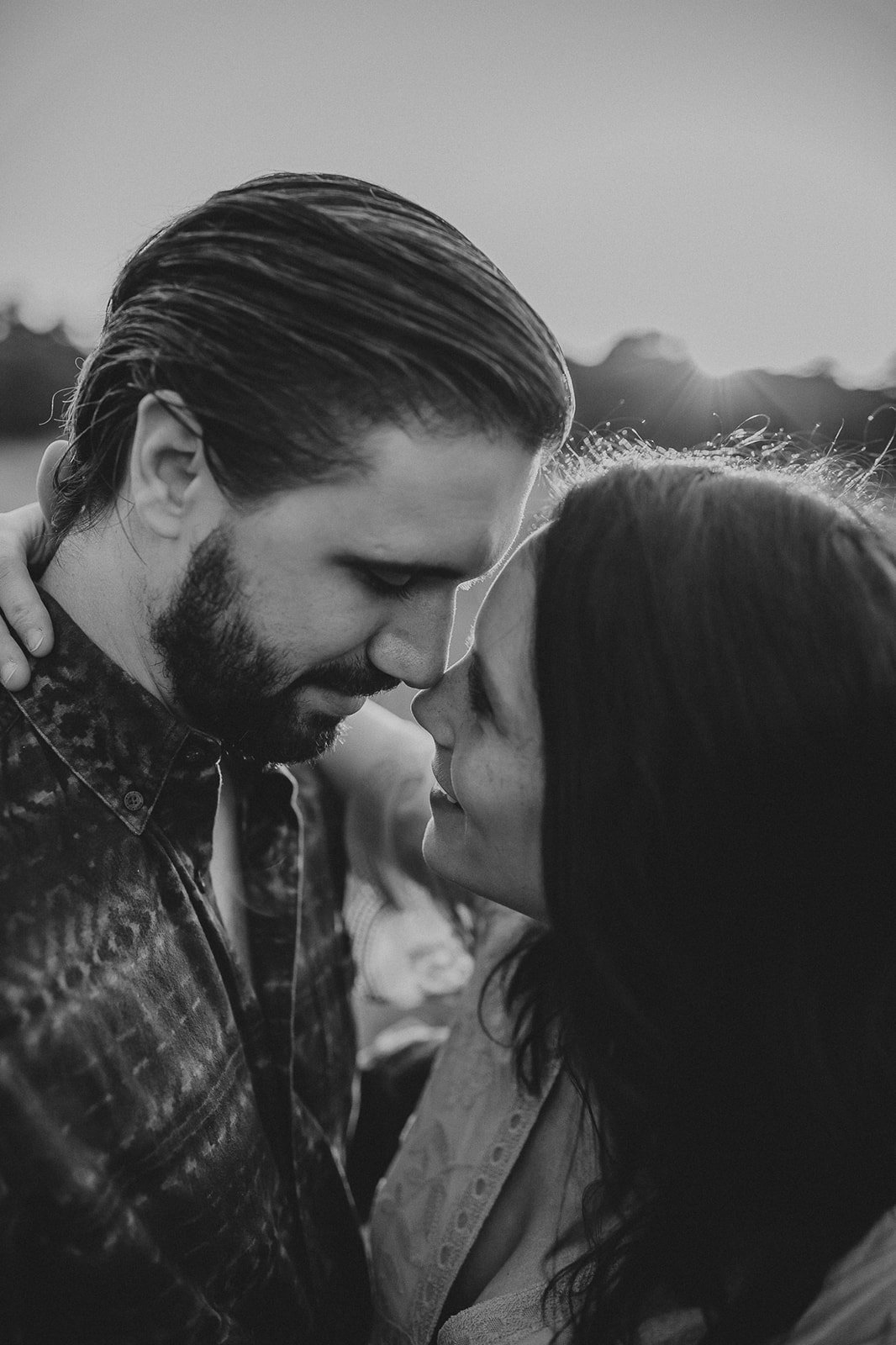 22_Outdoor-Maternity-Boho-Open-Field-Summer-Sunset_Couple