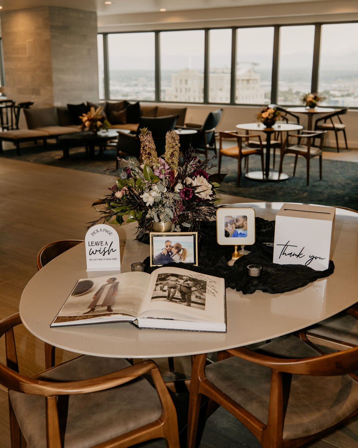 guest book table