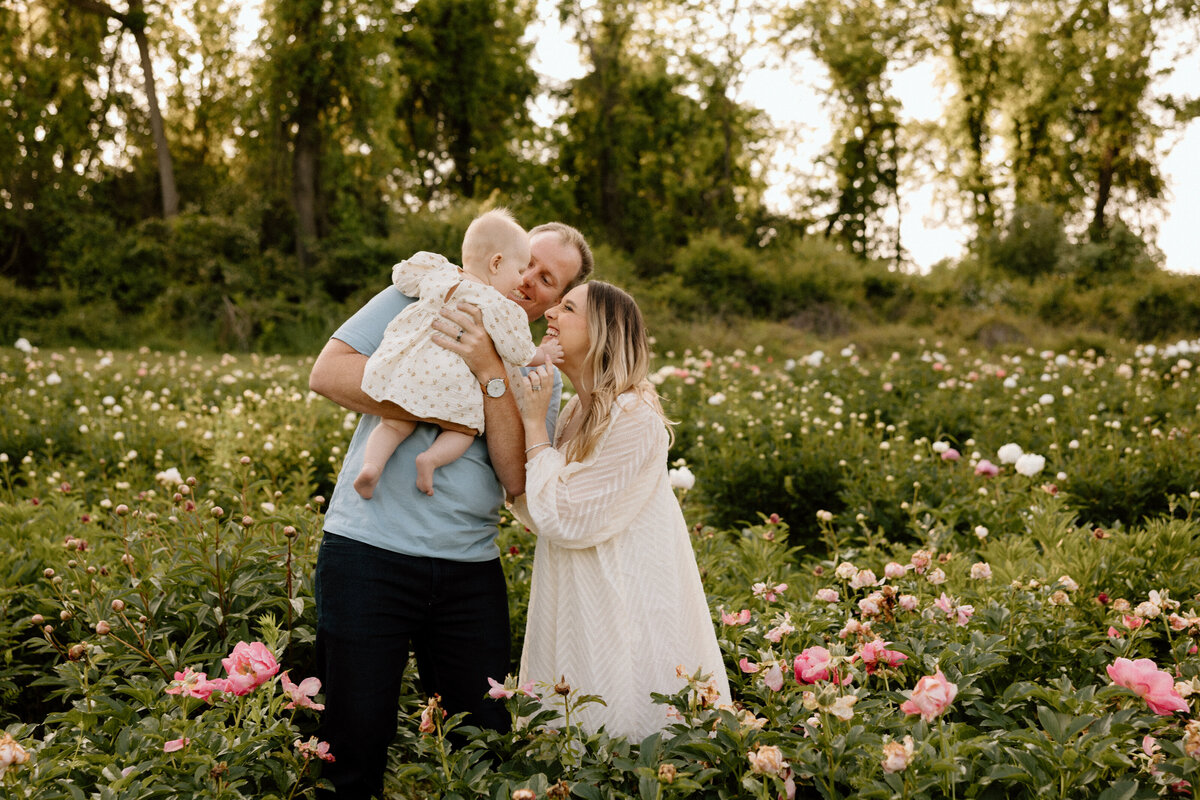 styers-peonies-family-session-cara-marie-photography-59