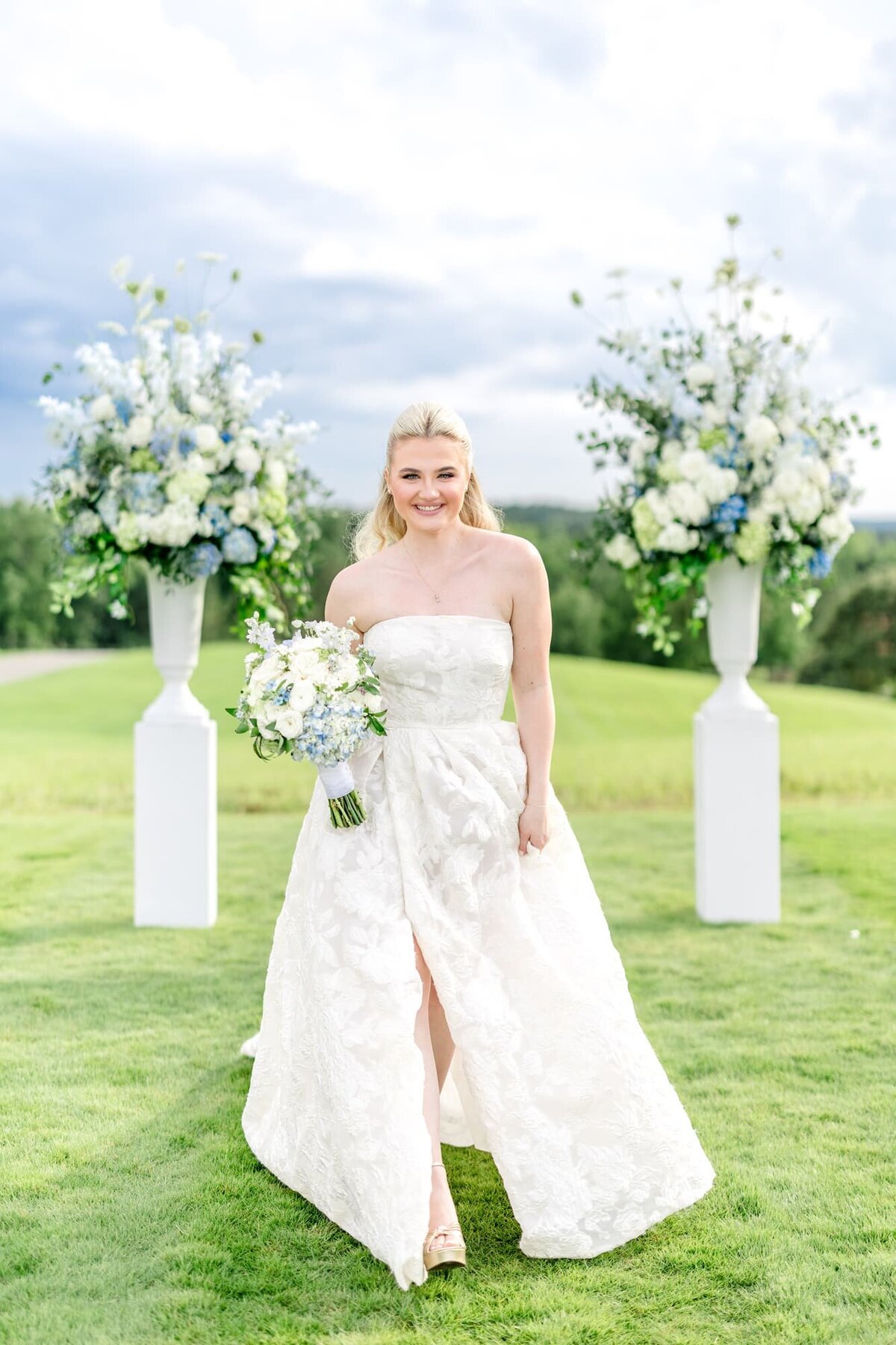 Portfolio Images for Katie & Alec Photography Birmingham, Alabama Best Wedding Photographers Lake Martin Spring House Wedding 35