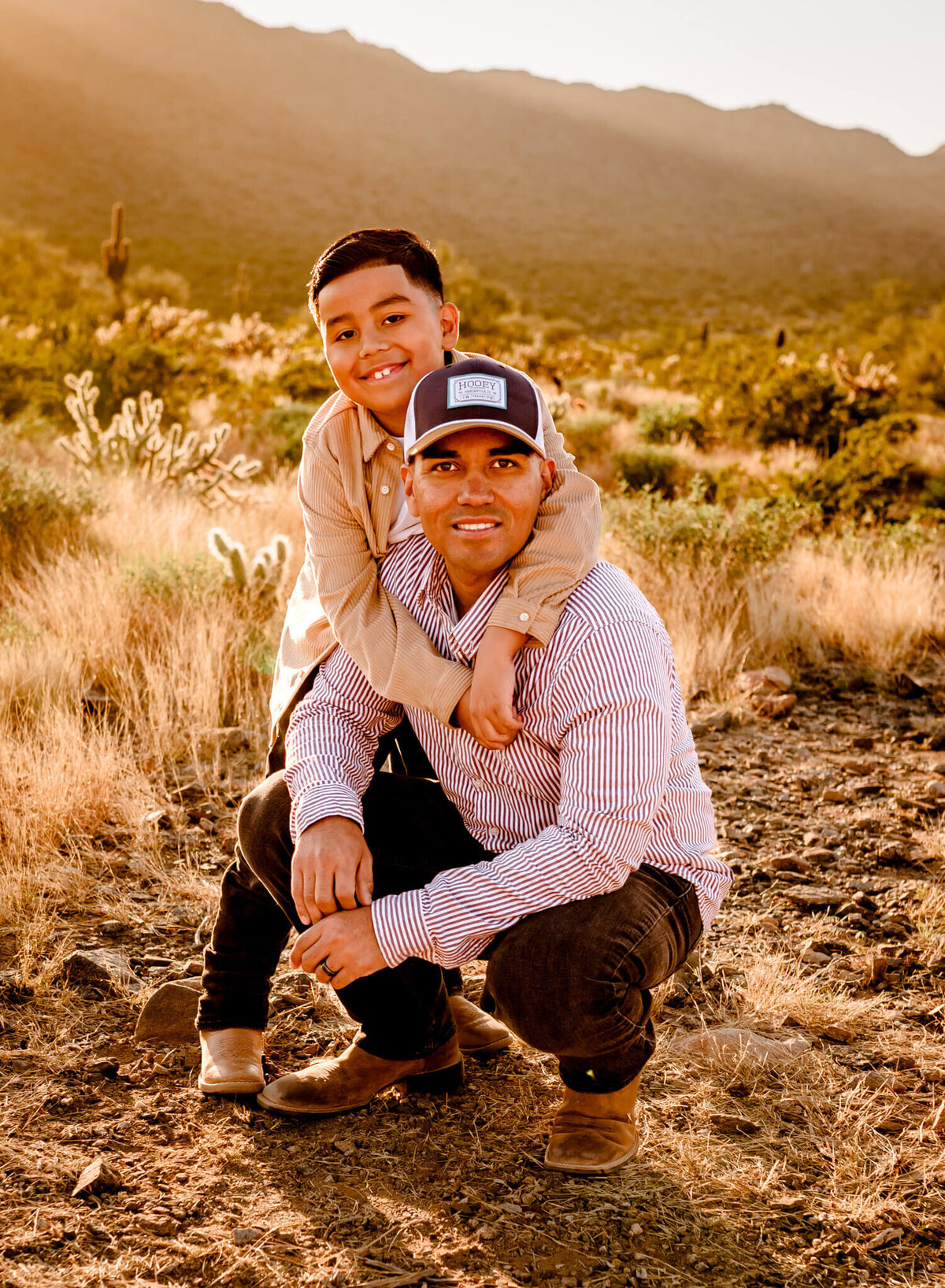 Arizona father and son by family photographer