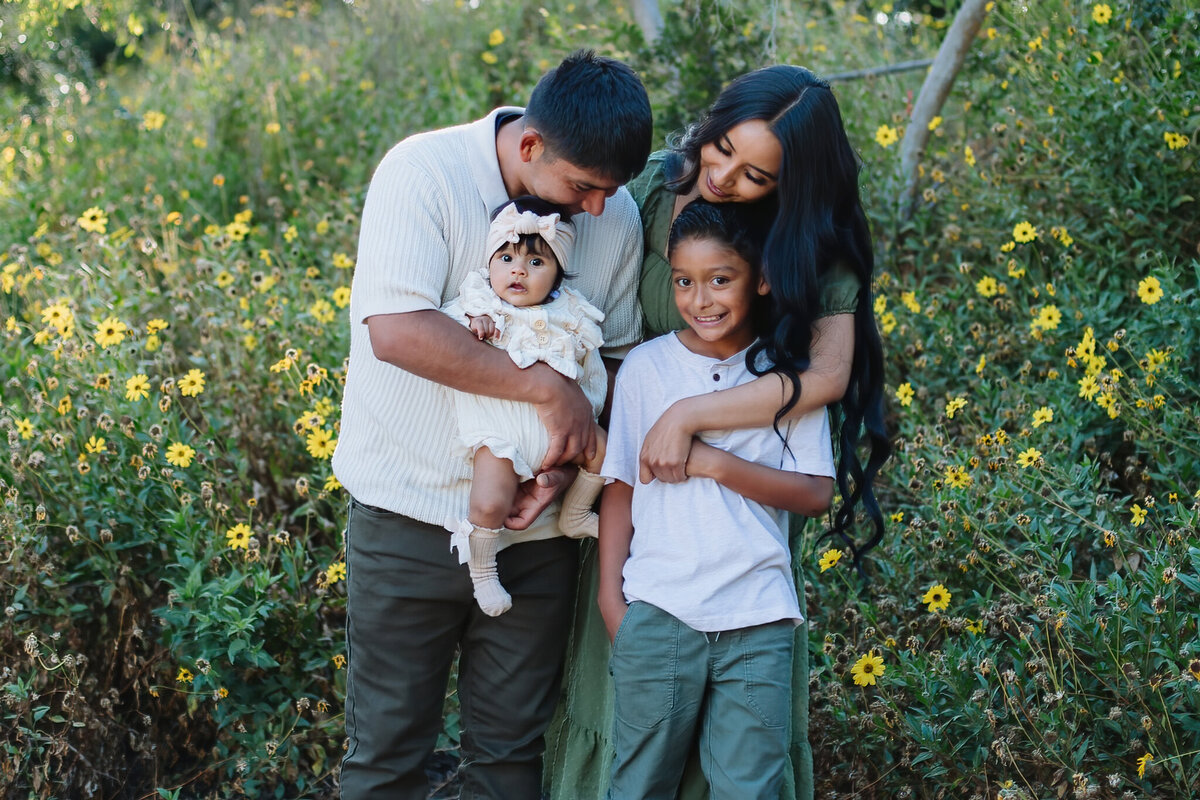 IMGL1703Williow Spring_ family session_ golden hour_andreadawkinsphotography