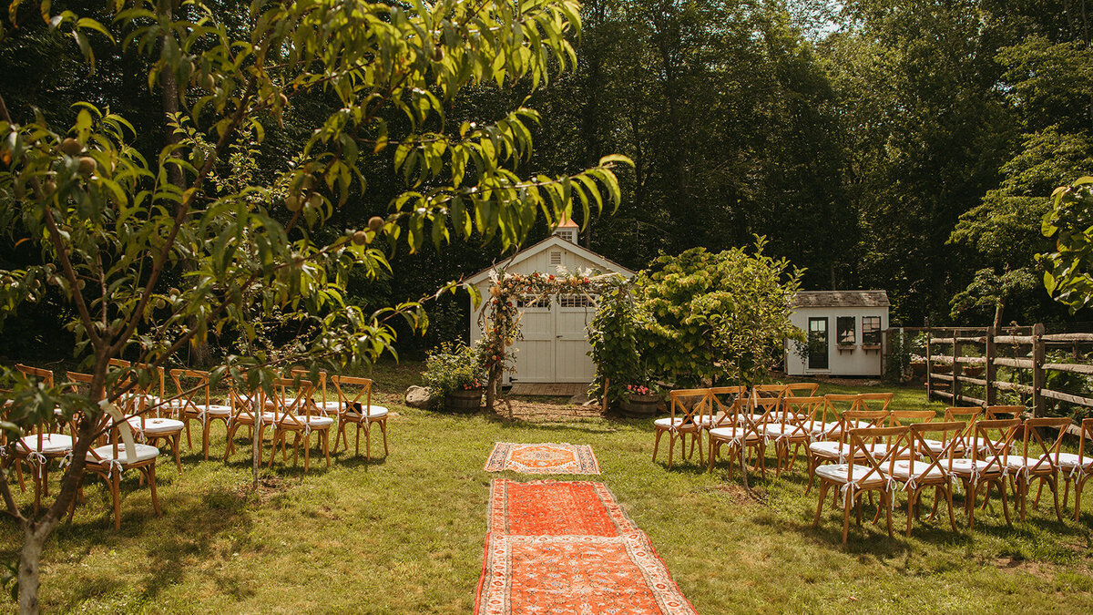 guilford-connecticut-wedding-rentals-petals-and-plates-4