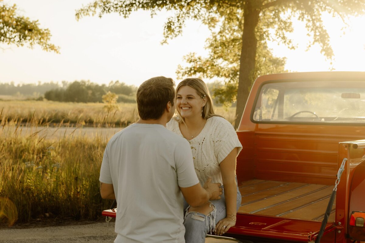 whimsical-wildflower-engagement-17