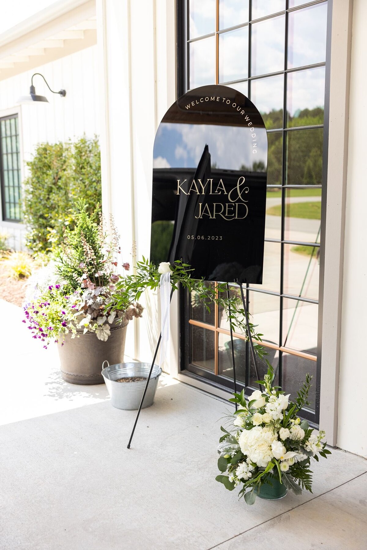 Wedding-at-Board-and-Batten-Lexington-North-Carolina-0035