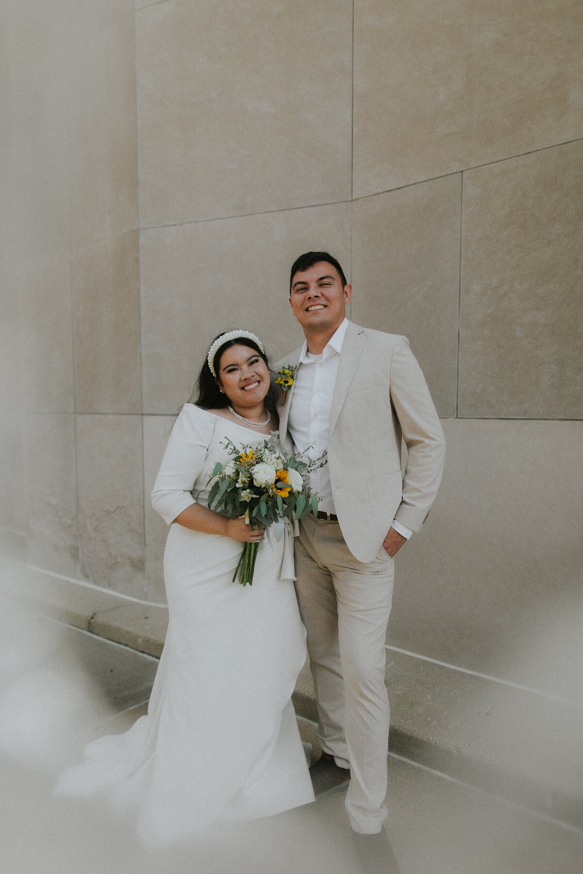 illinois-elopement-classy-pearls-ice-cream-hollywood-courthouse-33