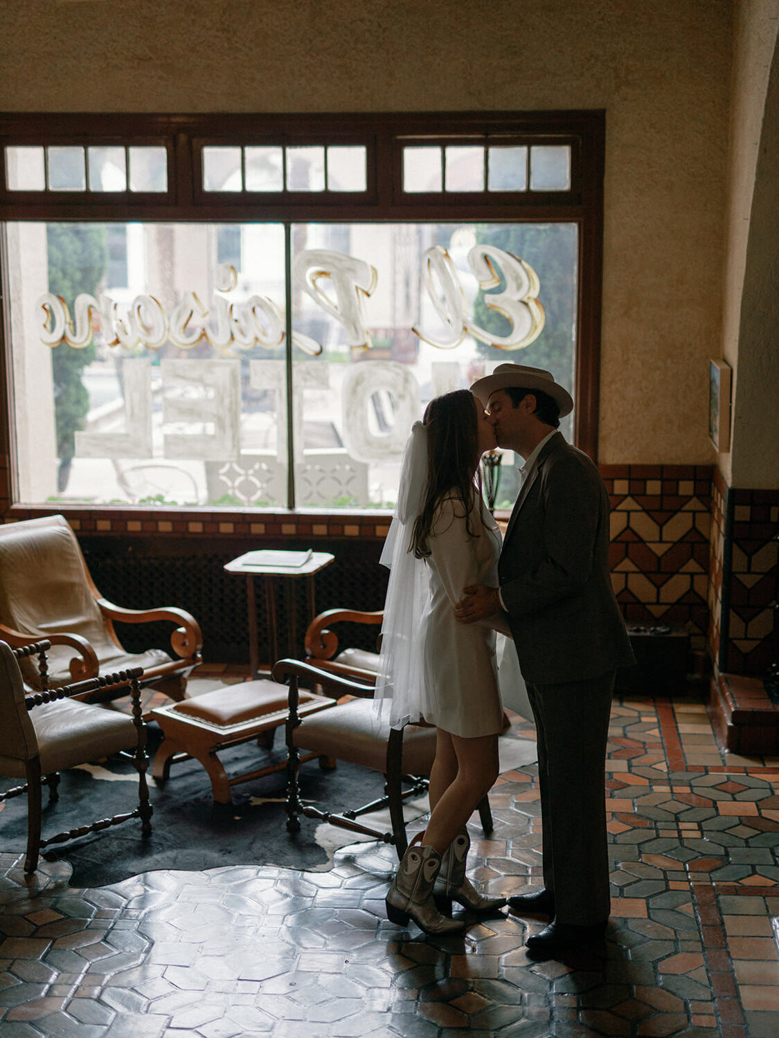 175-ruetphoto-texas-wedding-photographers-austin-engagements--AnnieSean-Elopement-featherandtwine-155_websize