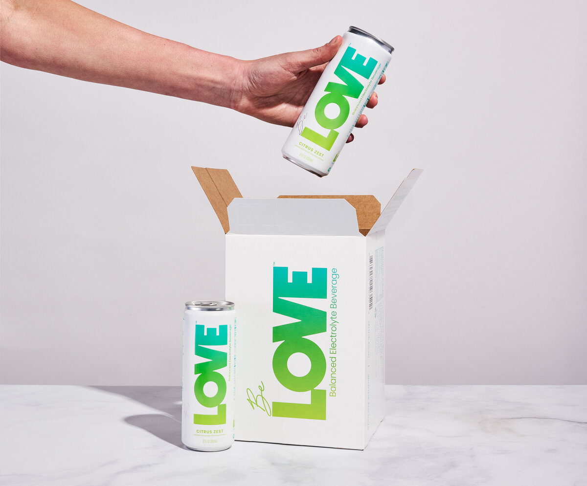 los-angeles-beverage-photographer-drinks-photography-lindsay-kreighbaum-be-love-electrolyte-drink-still-life-lifestyle-canned-drink-5