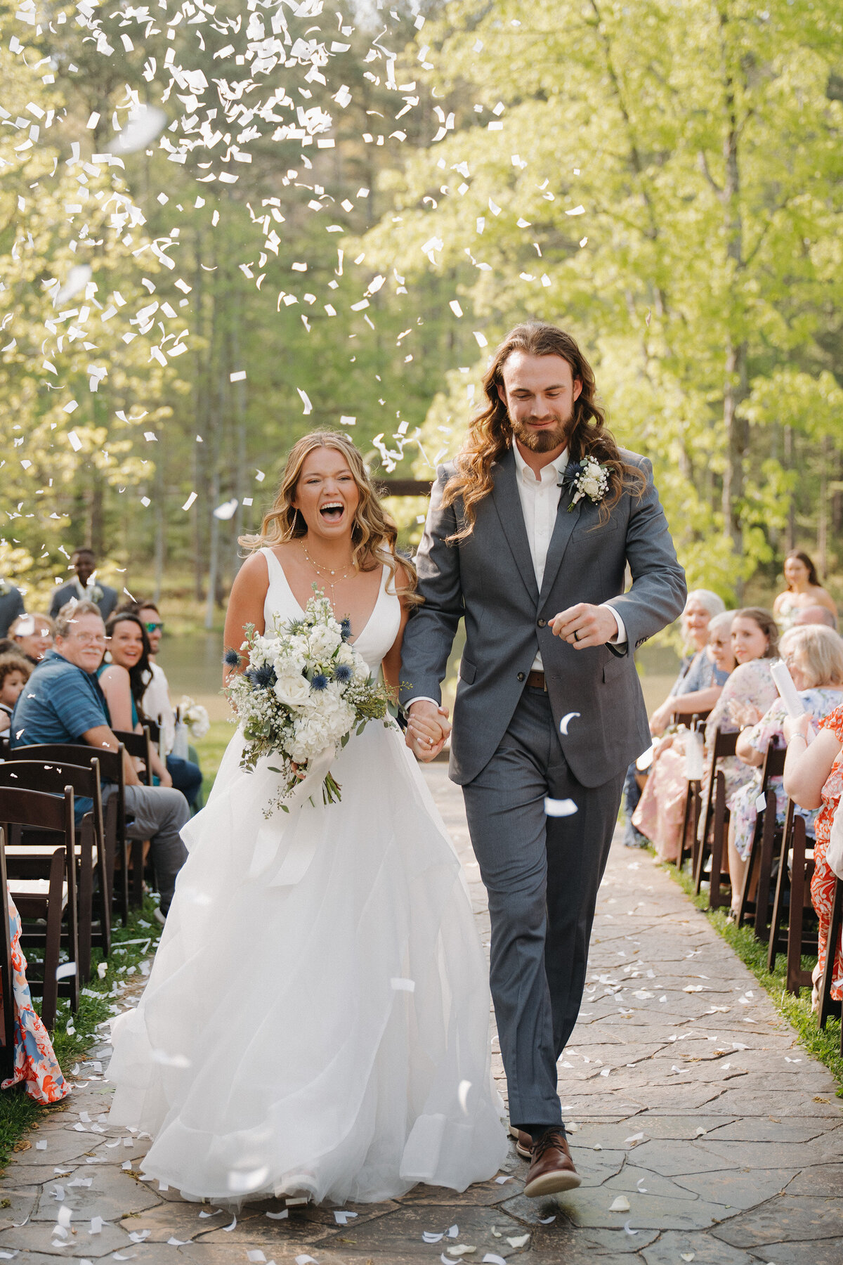 bride and groom tennessee wedding photographer